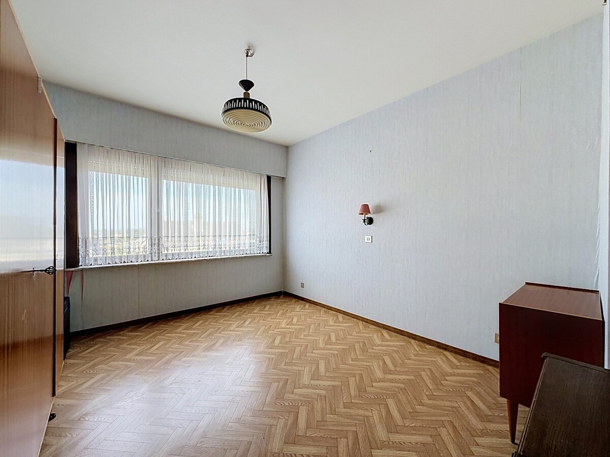Solide bel-étage met 4 slaapkamers en tuin te Zottegem 