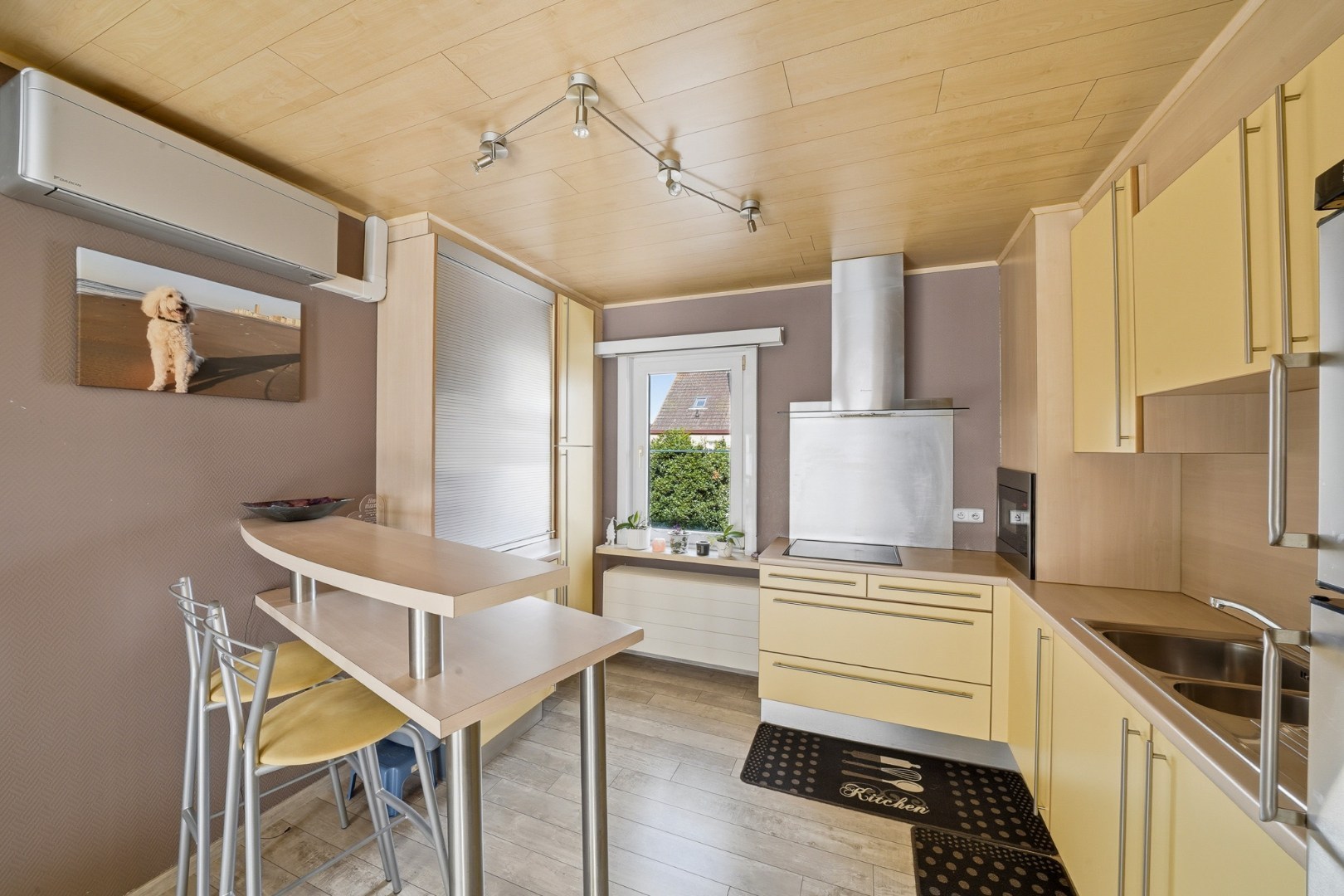 Instapklare bel-étagewoning met dubbele garage te Stene 