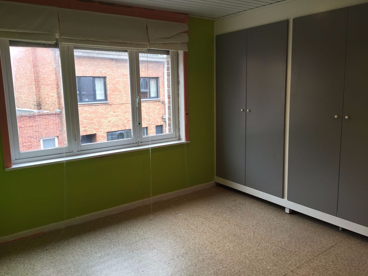 RUIME WONING MET ZUIDGERICHTE TUIN TE BREDENE DUINEN 