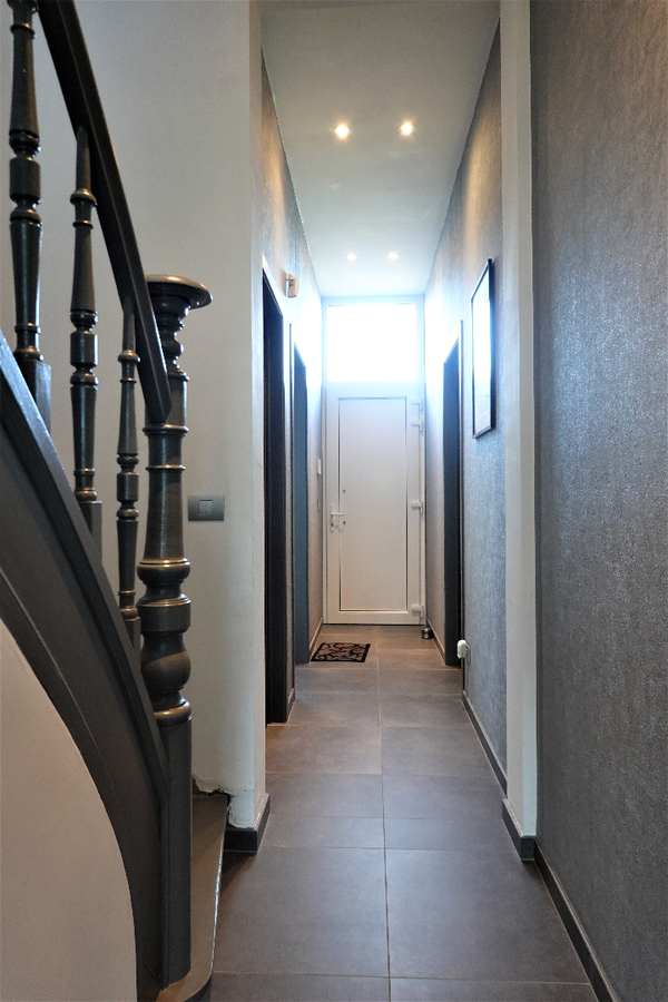 Klassevolle woning met grote tuin 