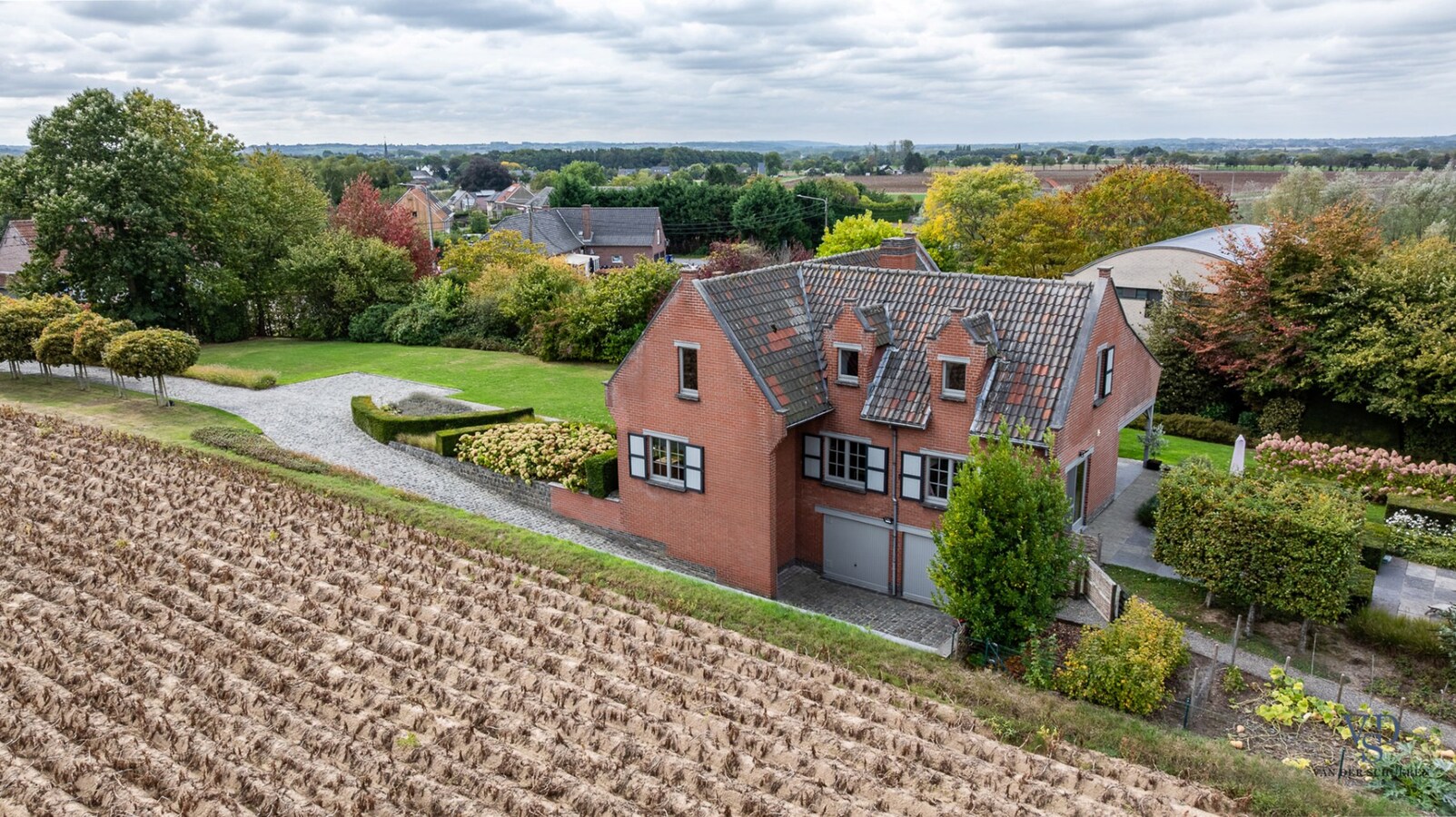 Tijdloos wonen, midden in 't groen. 