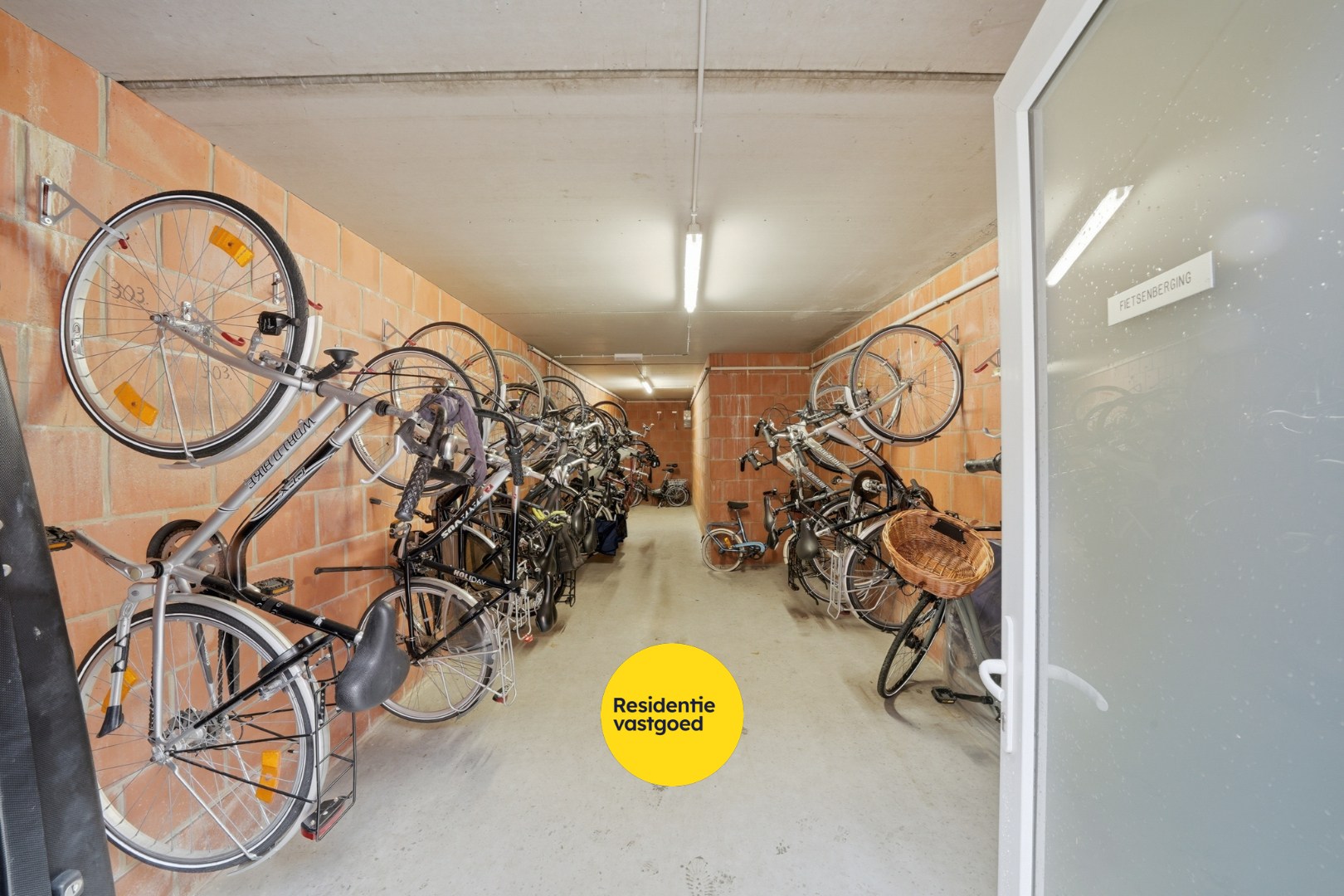 Instapklaar duplexappartement met 2 slaapkamers in Bredene Duinen 