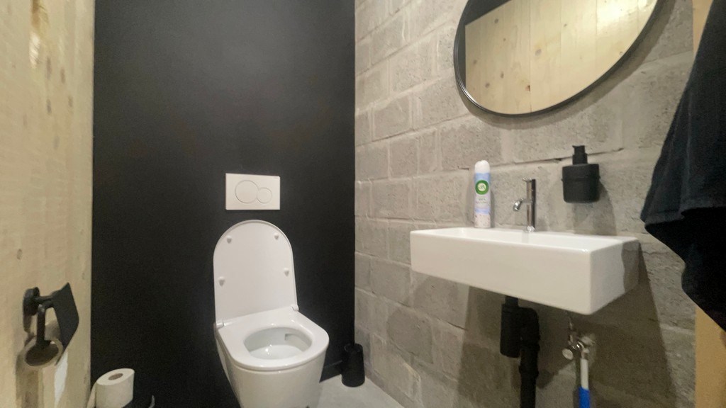 Moderne kantoorruimtes te huur vlakbij station van Berchem