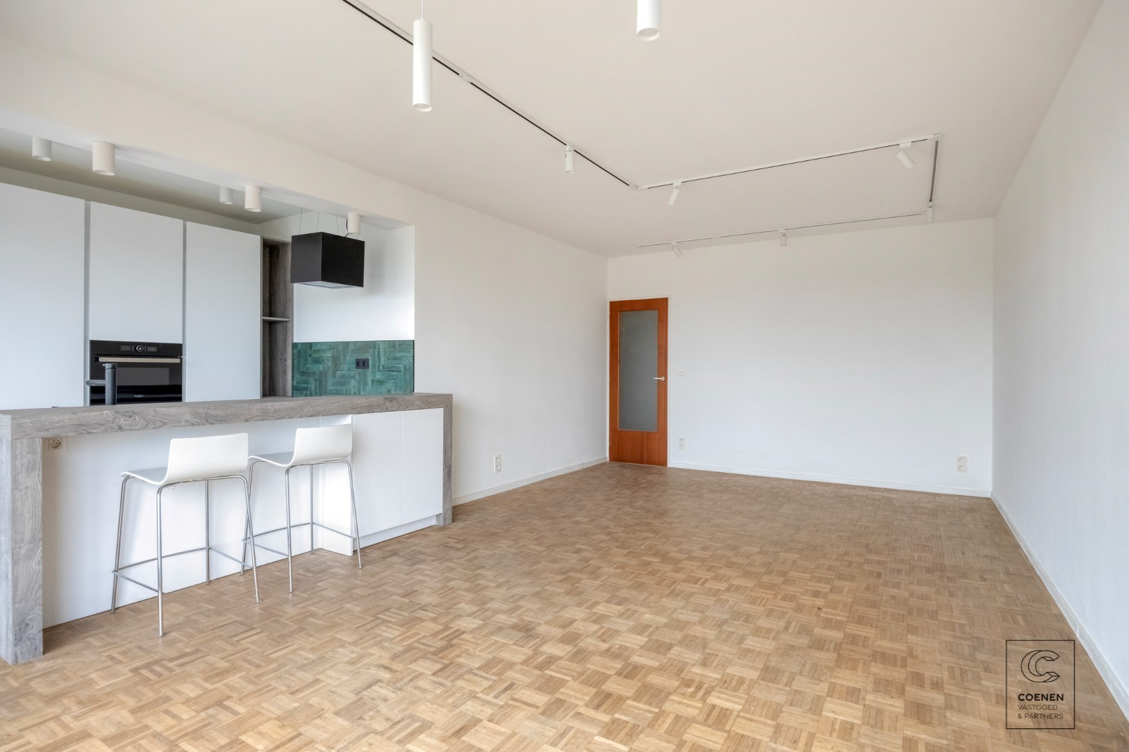 Volledig gerenoveerd appartement op toplocatie te Linkeroever 