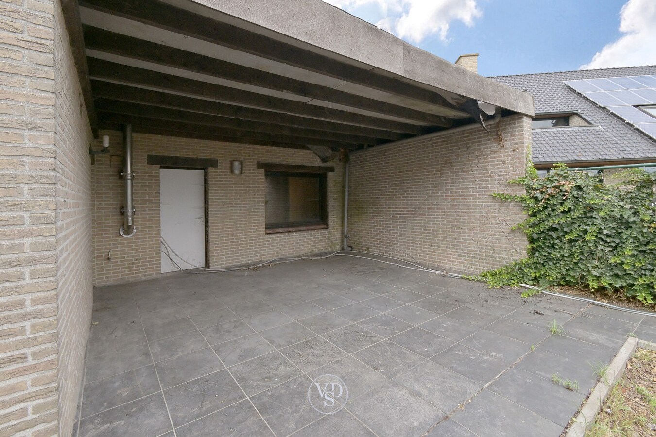 Renovatieproject met bijgebouwen 