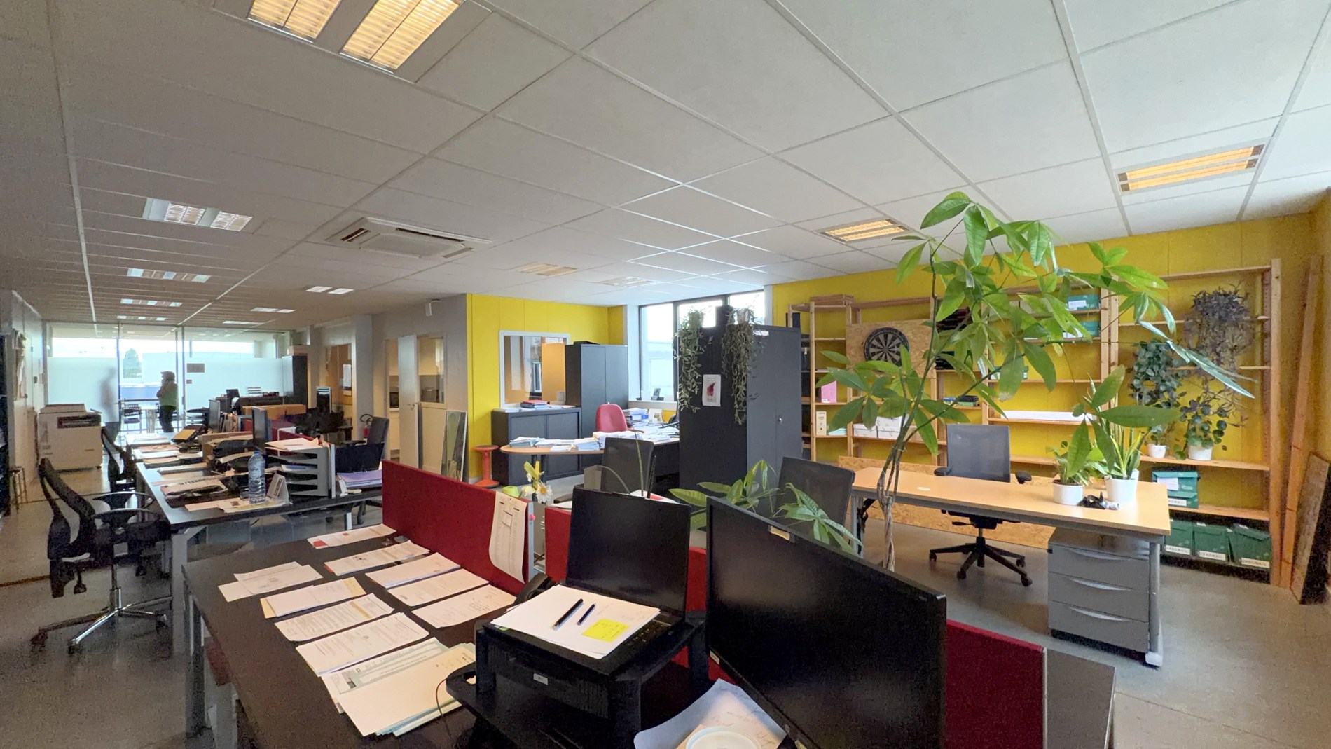 Kantoor te huur op toplocatie aan klaverblad E40xE17 in Gent