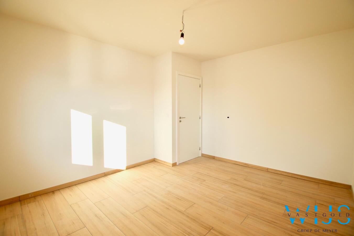 Duplexappartement met 4 slaapkamers &amp; zonneterras te Ertvelde! 