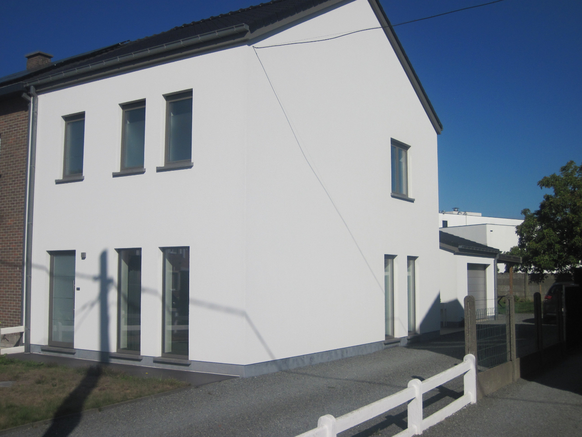 Praktische Half Open Bebouwing. 