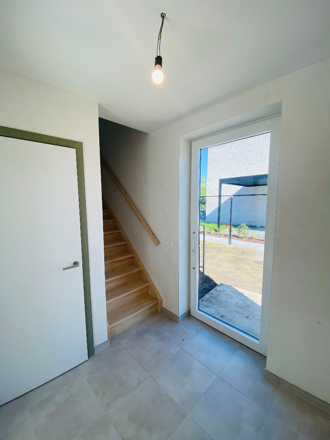 Nieuwbouwwoning met 3 slaapkamers te Eernegem 