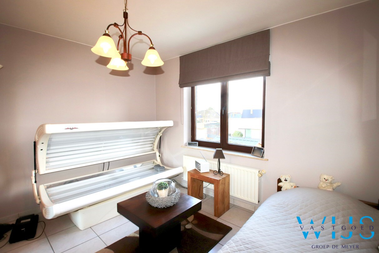 Ruim &amp; energiezuinig 2 slaapkamerappartement te EVERGEM ! 