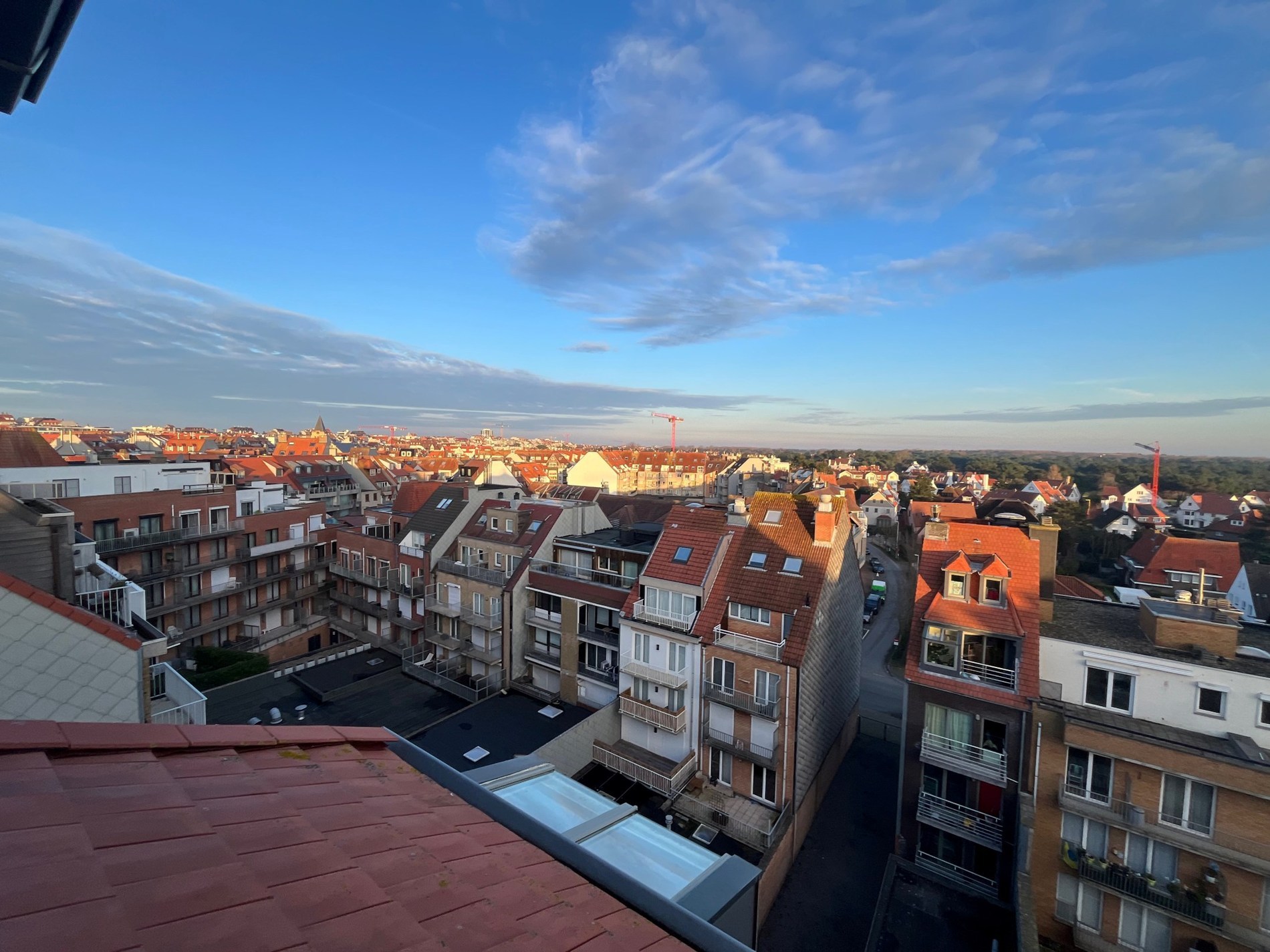 Appartement en duplex récent non meublé avec balcon orienté sud. 