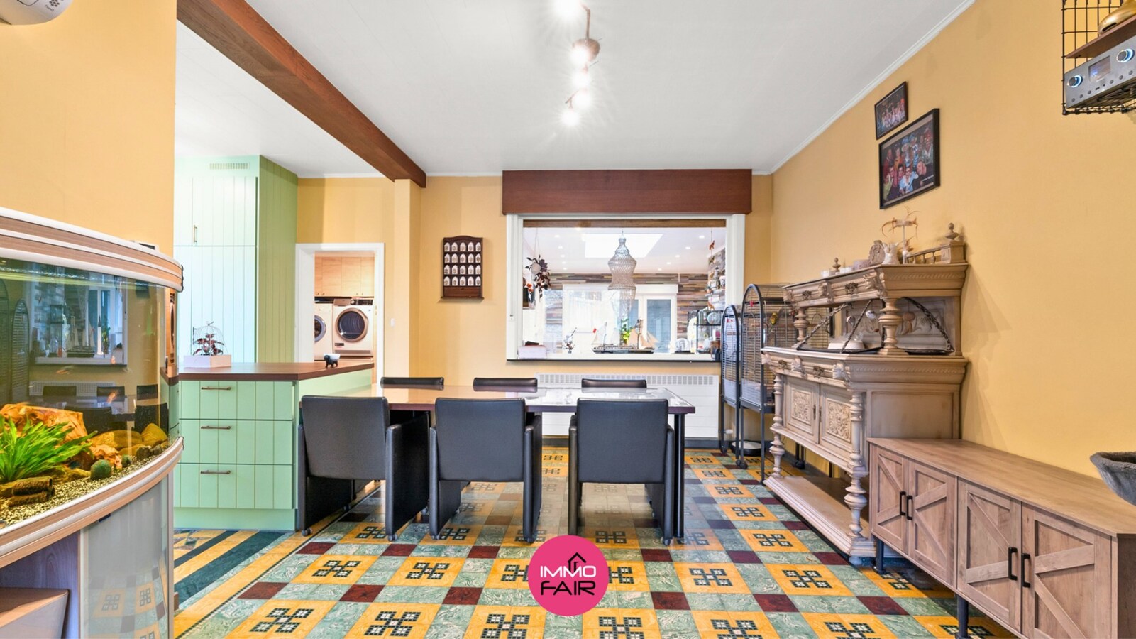 Gezinswoning met authentieke elementen in centrum Lanaken! 