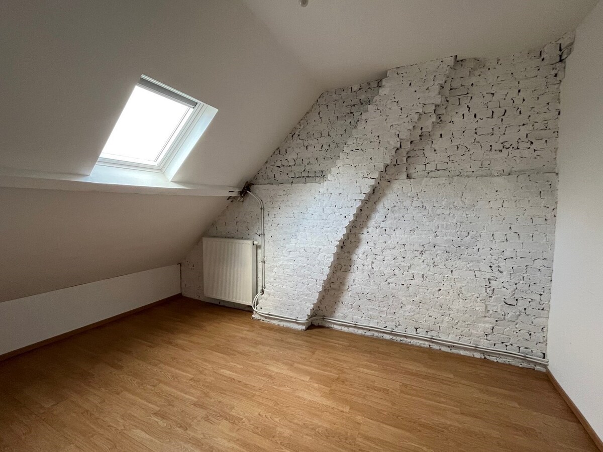 Ruime, energiezuinige gesloten bebouwing in centrum Gavere 