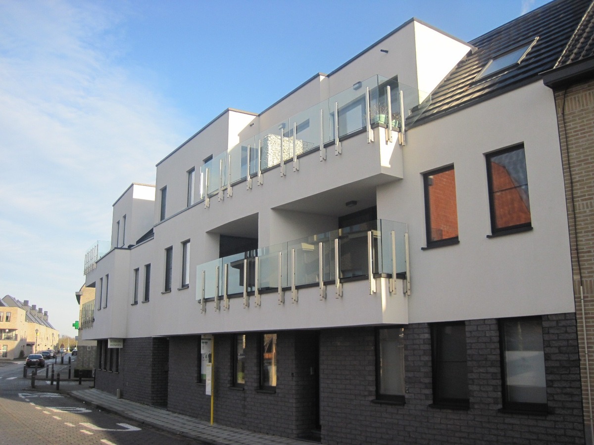 Modern appartement MET TERRAS  - energiezuinig -  nieuw - instapklaar ! 