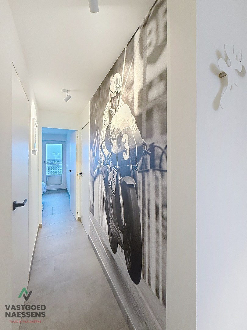 Magnifique appartement rénové de 2 chambres avec vue panoramique. 