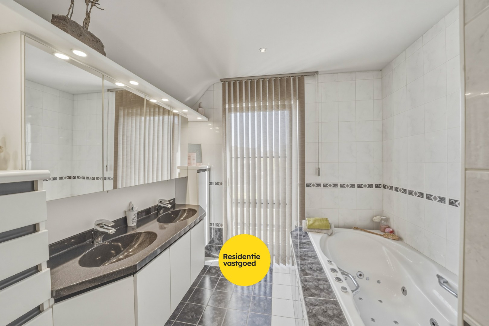 Ruime alleenstaande woning nabij zee en strand! 