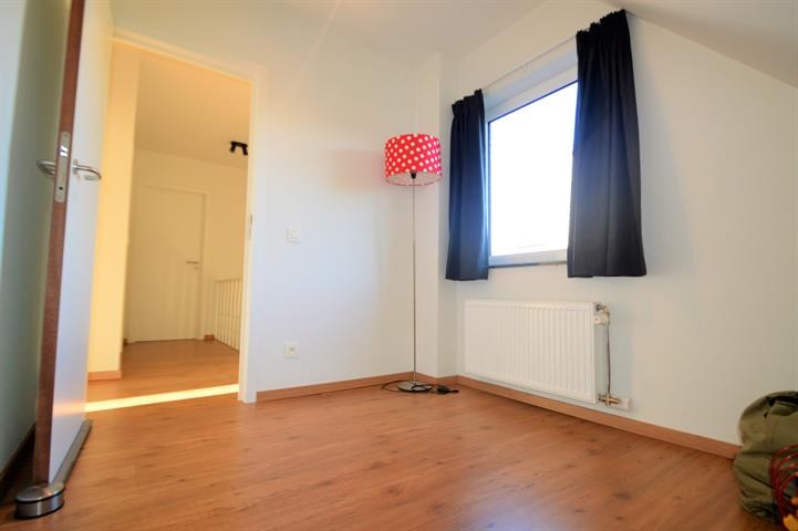 Prachtig gerenoveerde woning met een zeer ruime en zonnige tuin op top locatie in Mol 