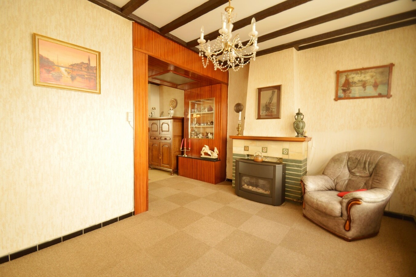 Te renoveren gezinswoning in het centrum - Heist 