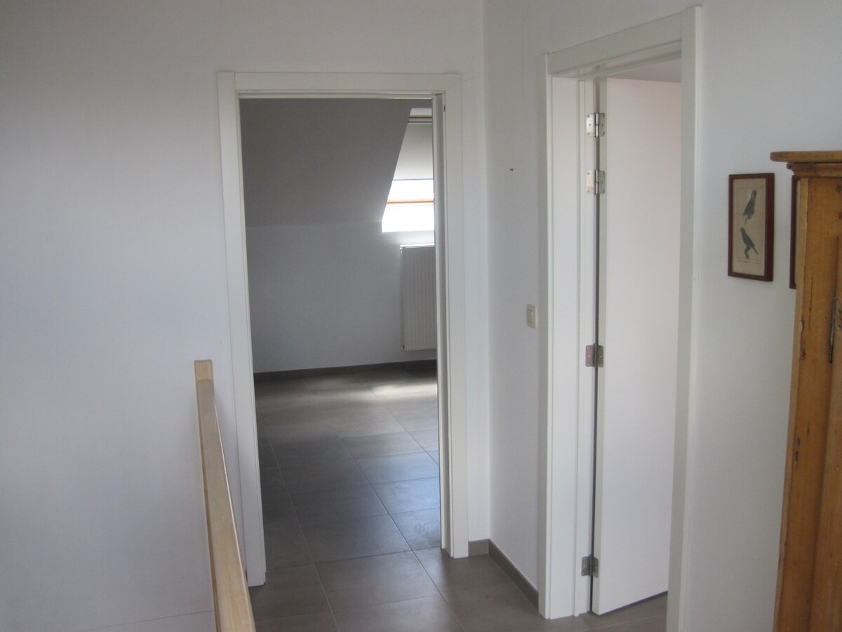 Exceptioneel ruime rijwoning met tuin 