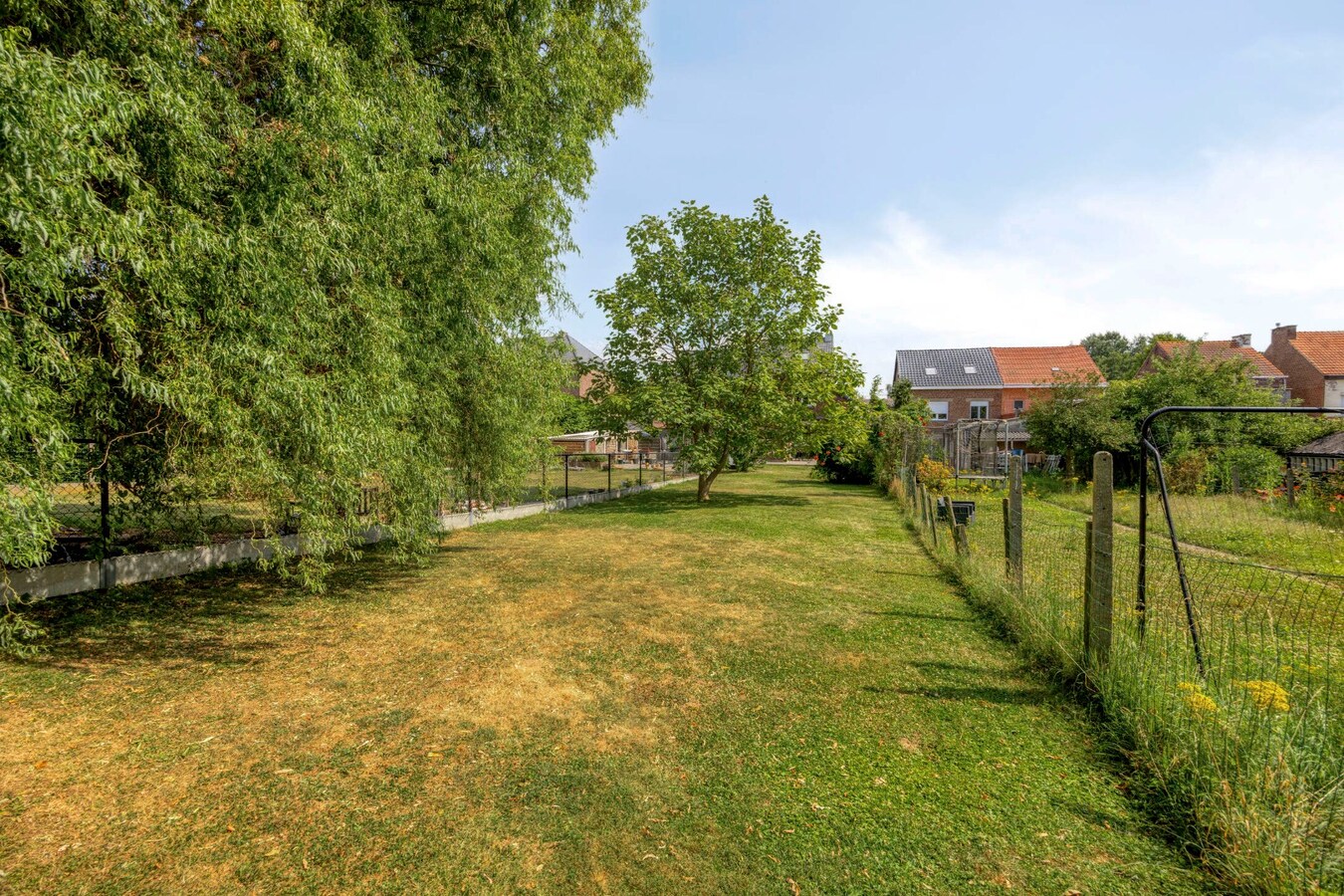 Prachtige woning met tuin, terras en garage 