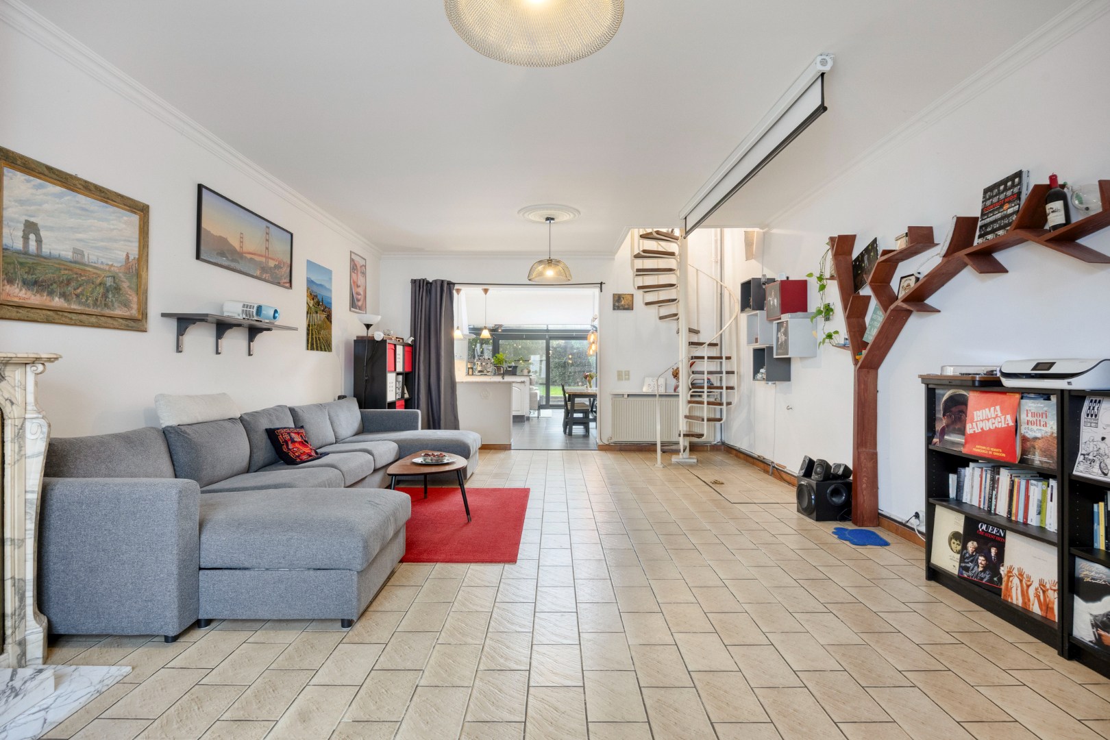 Woning met 3 ruime slaapkamers, bureau, tuin , kelder en zolder in Kessel-Lo! - EPC 198 kWh/m² - bewoonbare opp. 233 m² 