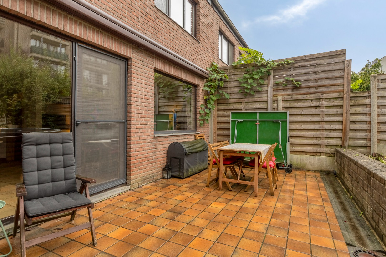 Halfopen bebouwing met 5 slaapkamers, garage en tuin in Kessel-Lo! – EPC 166 kWh/m² - bewoonbare opp. 180 m² 