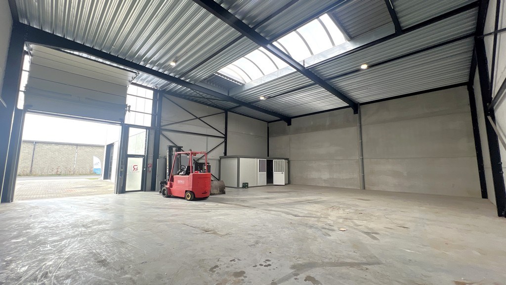 Magazijn te huur in Hoogveld Business Park Dendermonde