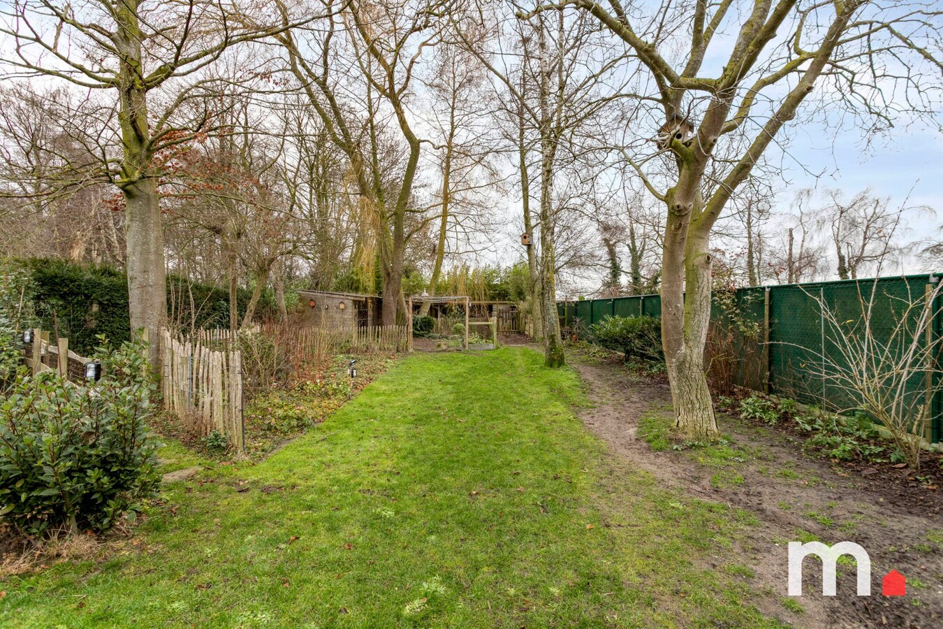 Rustig gelegen karaktervolle villa te Heule! 