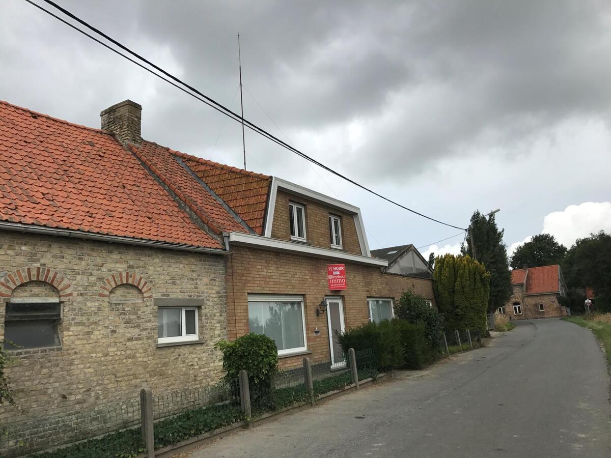 Landelijk gelegen woning met 4 slaapkamers 