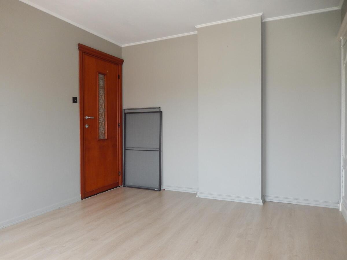 Ruime woning met zuidgerichte tuin 