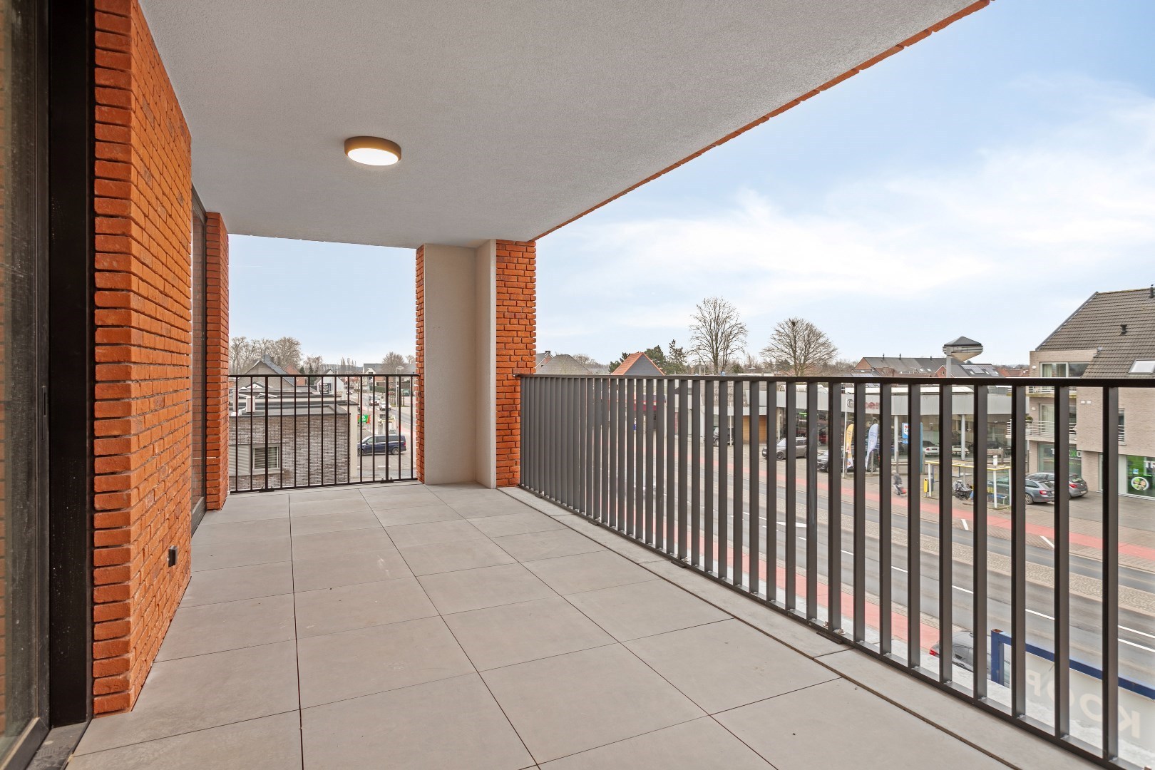 Nieuwbouwappartement met twee slaapkamers, terras en ondergrondse autostaanplaats te koop in Zulte 