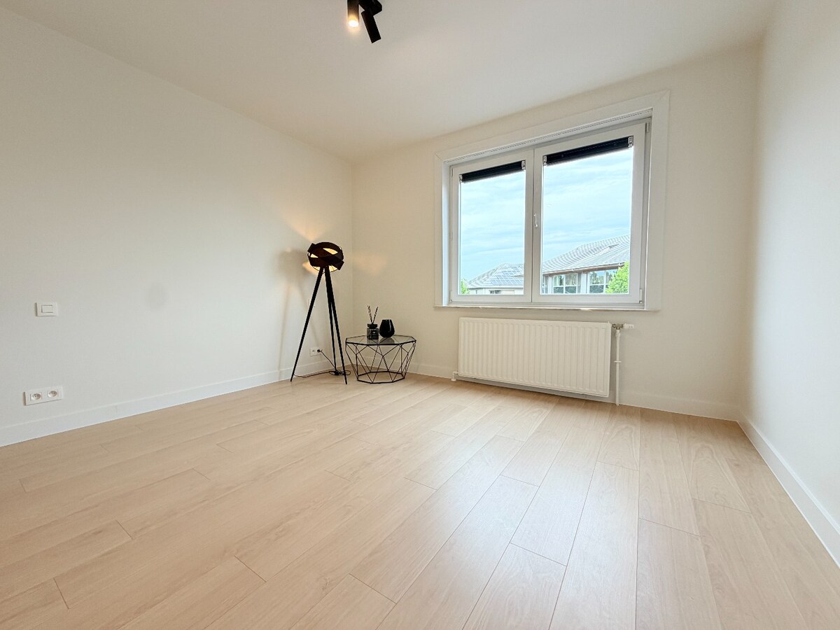 Fantastisch superruim leefappartement in hartje van Gullegem ! *** NONO INSPIRED *** 