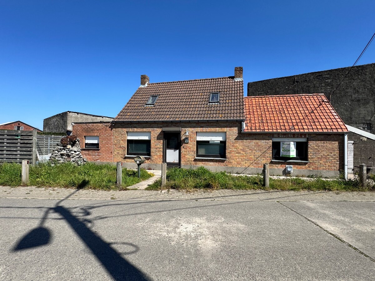 Woning met garage te Bovekerke 