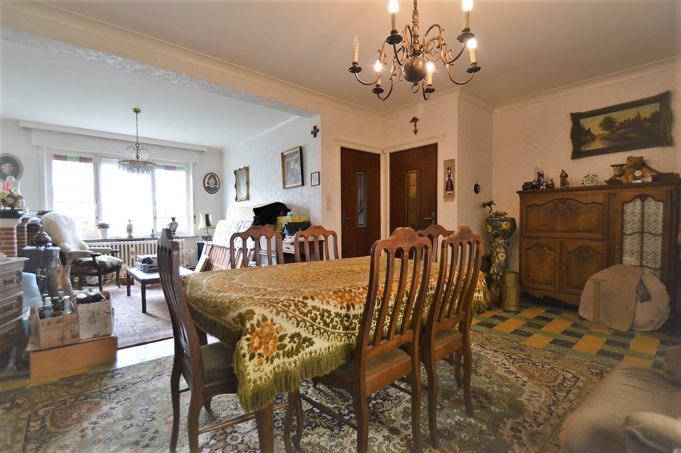 Ruime te renoveren gezinswoning op rustige maar centrale ligging - Sint-Andries 