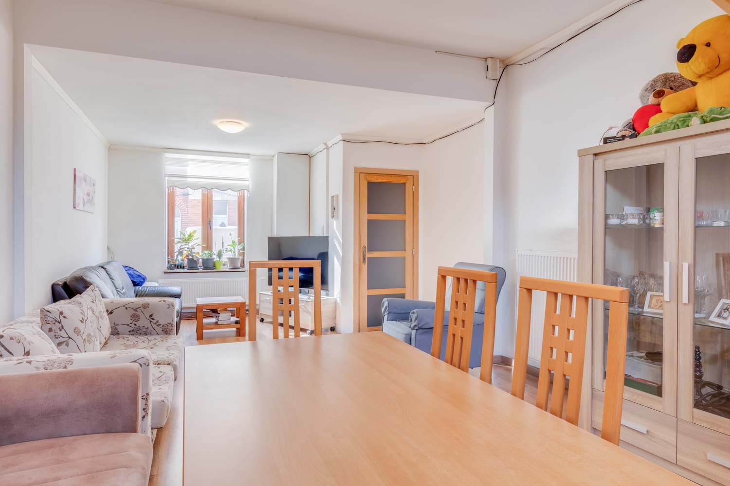 ruime woning te koop in Sint-Amandsberg 