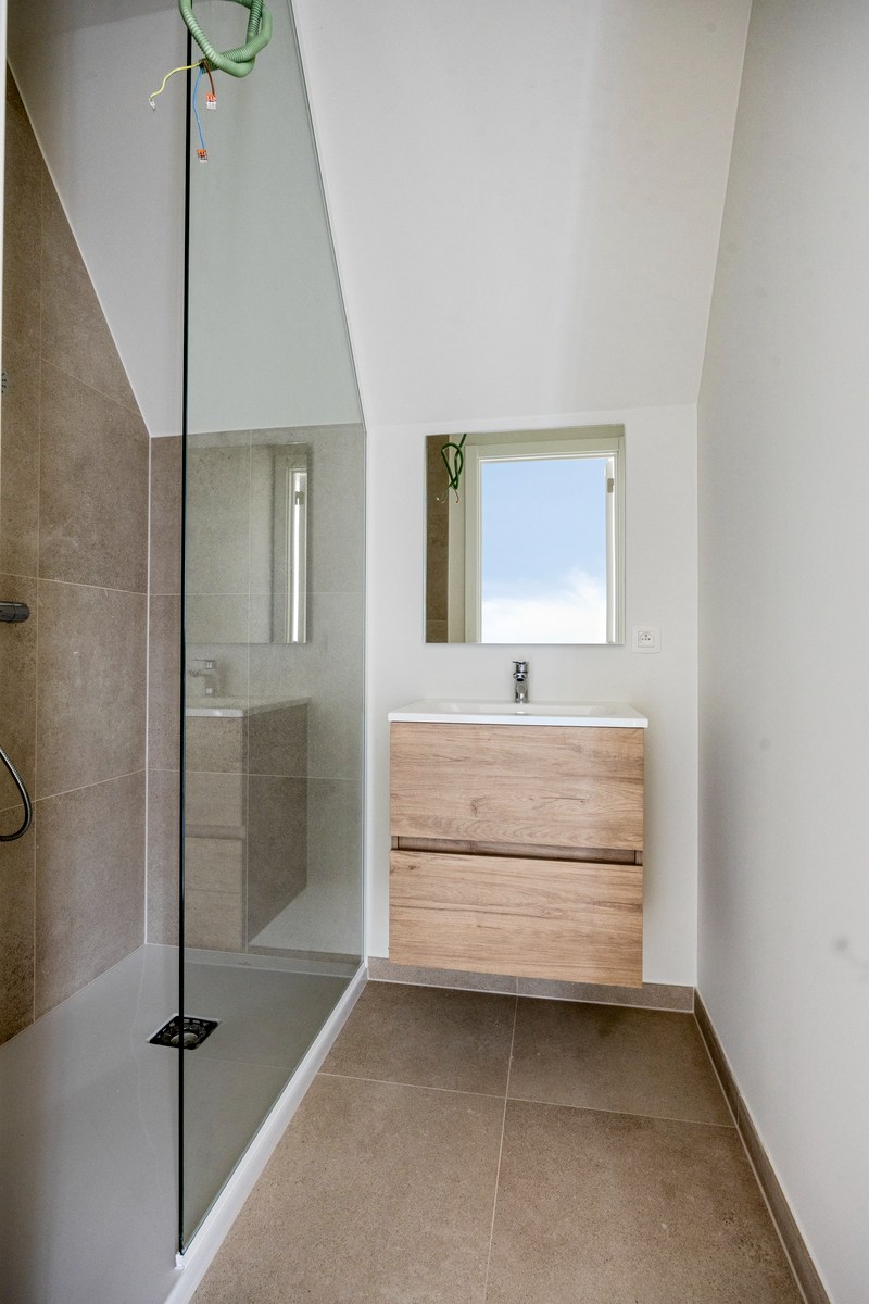 Nieuwbouw open bebouwing met 5 slaapkamers 