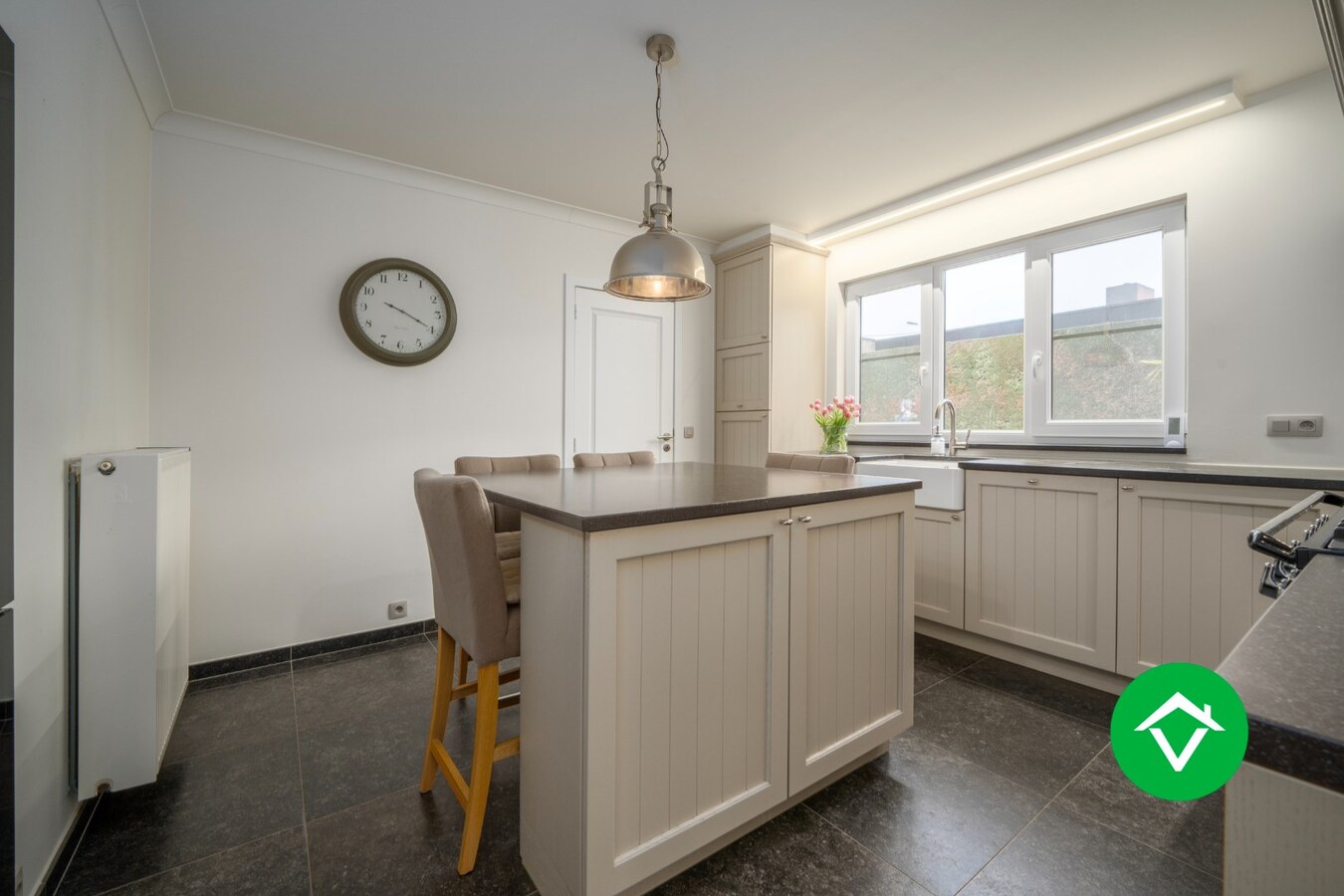 Instapklare woning met 3 slaapkamers en garage te Lichtervelde 