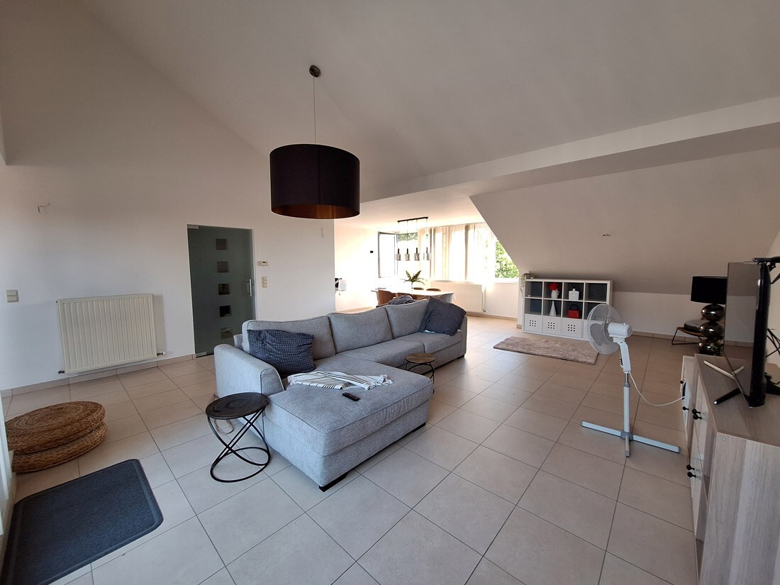 Penthouse aan de Beringse stadsrand 