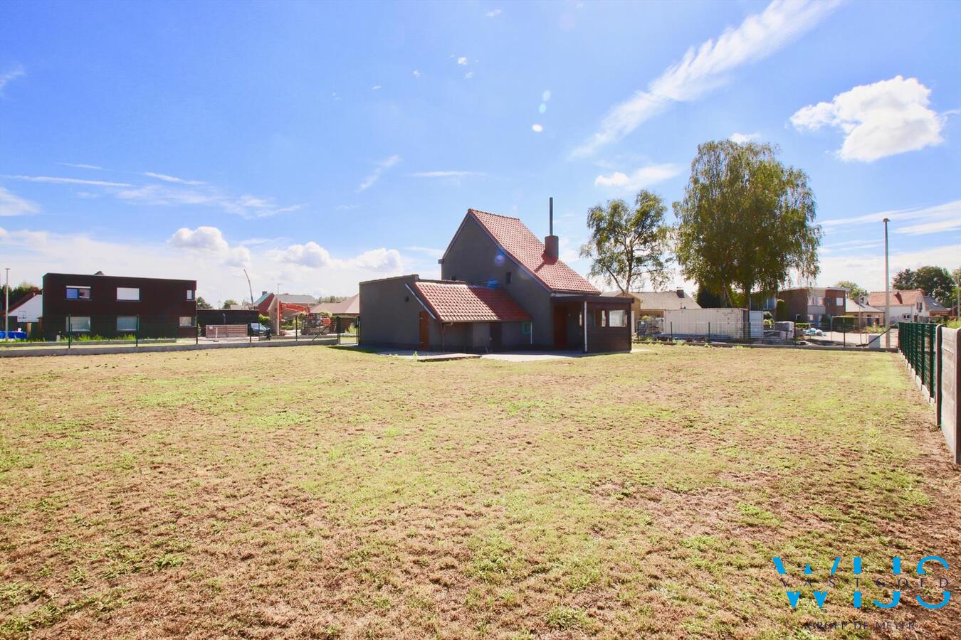 Woonhuis met 1 slaapkamer in het centrum van Ertvelde ! 
