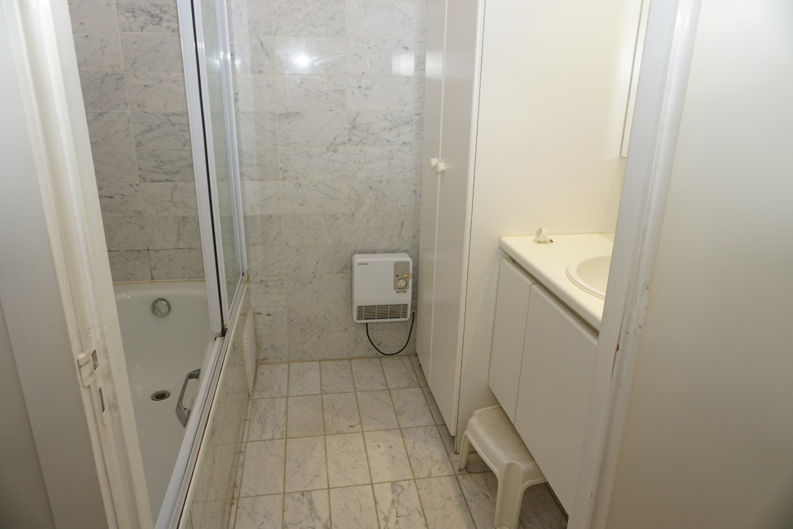 RUIM APPARTEMENT MET ZONNIGE TERRASSEN OP TOPLIGGING 