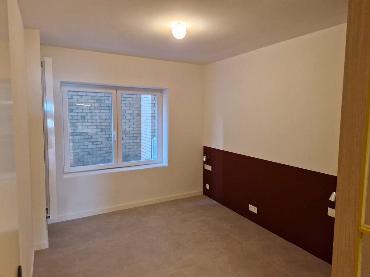 Renovated apartment for rent on the Zeedijk in Nieuwpoort. 