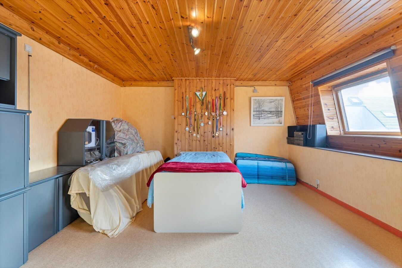 Instapklare burgerwoning met prachtige tuin - 4 slpks 