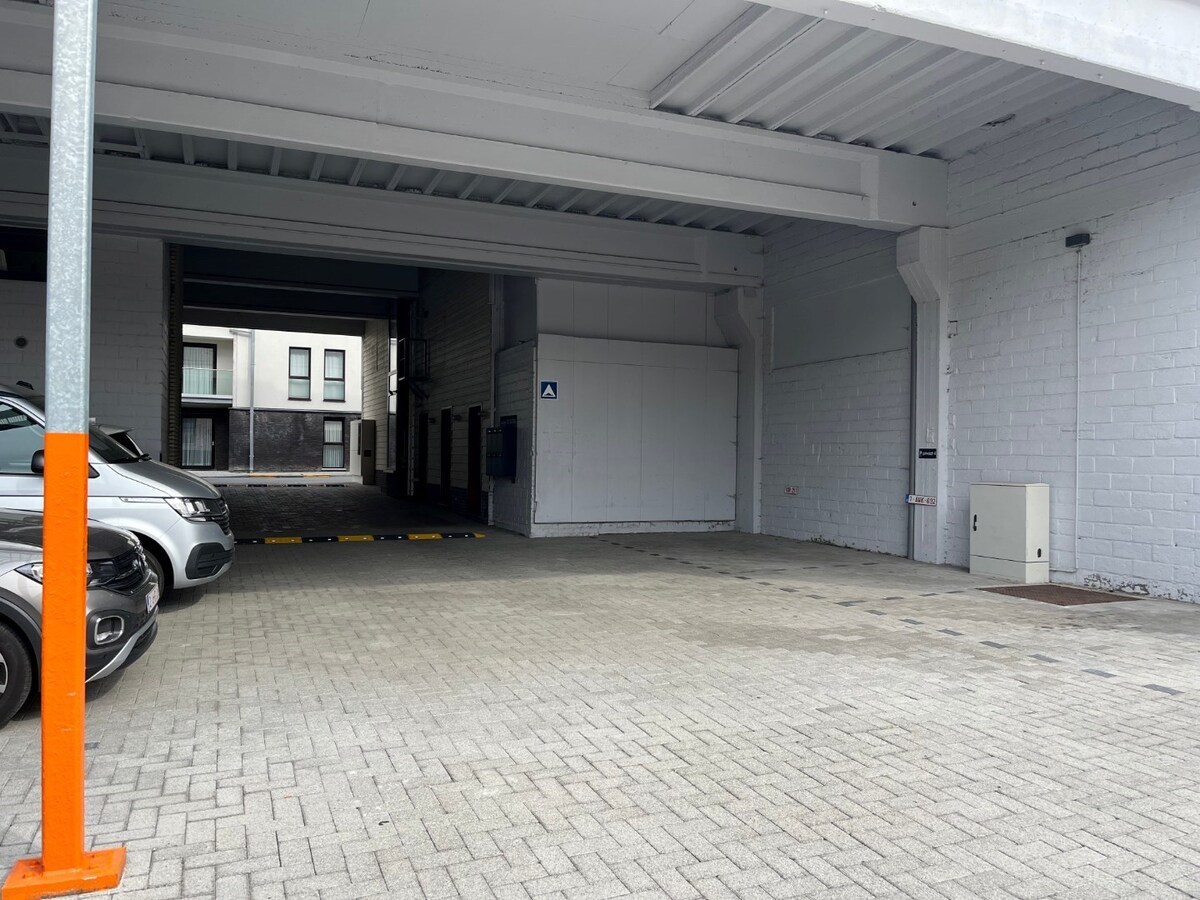 Uitstekend gelegen parkeerplaats in centrum Gavere 