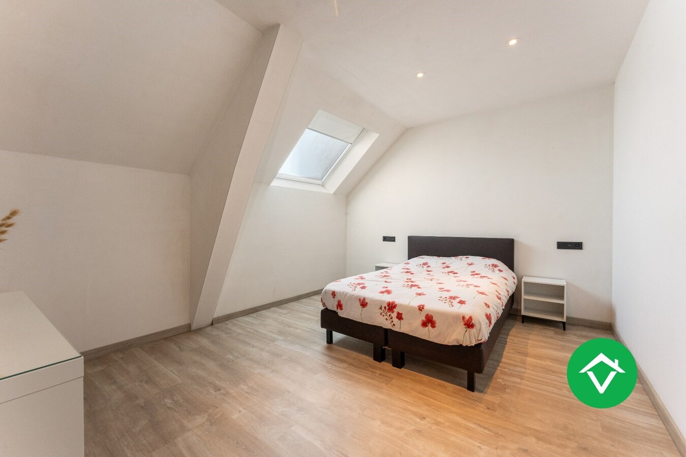 Instapklare, energiezuinige woning met privatieve tuin en garage te Pervijze 