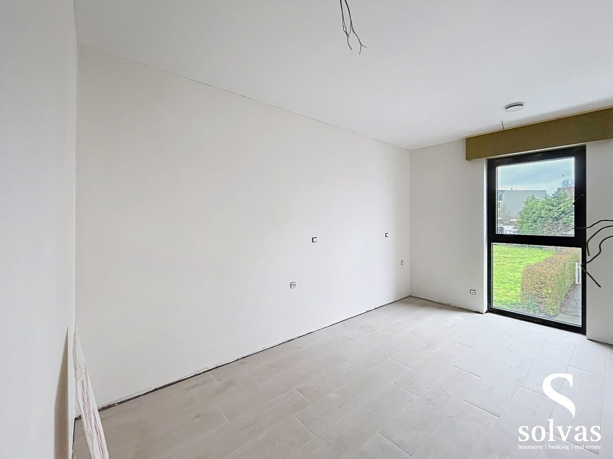 Ruim twee slaapkamer nieuwbouw appartement in hartje Aalter nabij station 