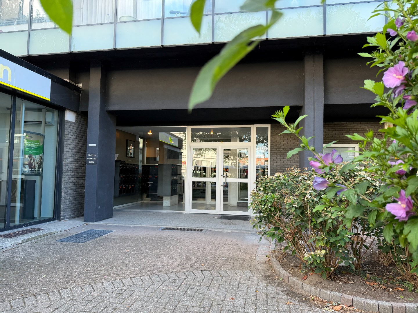 Fantastisch appartement op de 10de verdieping met adembenemend uitzicht en westgericht terras 