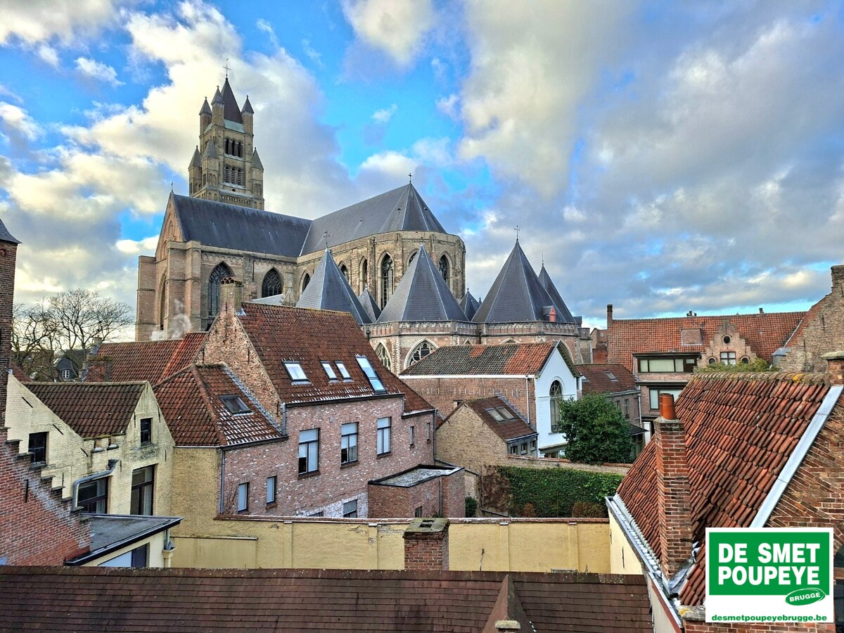 Appartement in hart van de Brugse binnenstad 