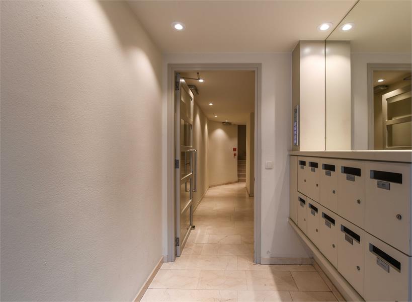 Totaal gerenoveerd appartement op topligging in Knokke 