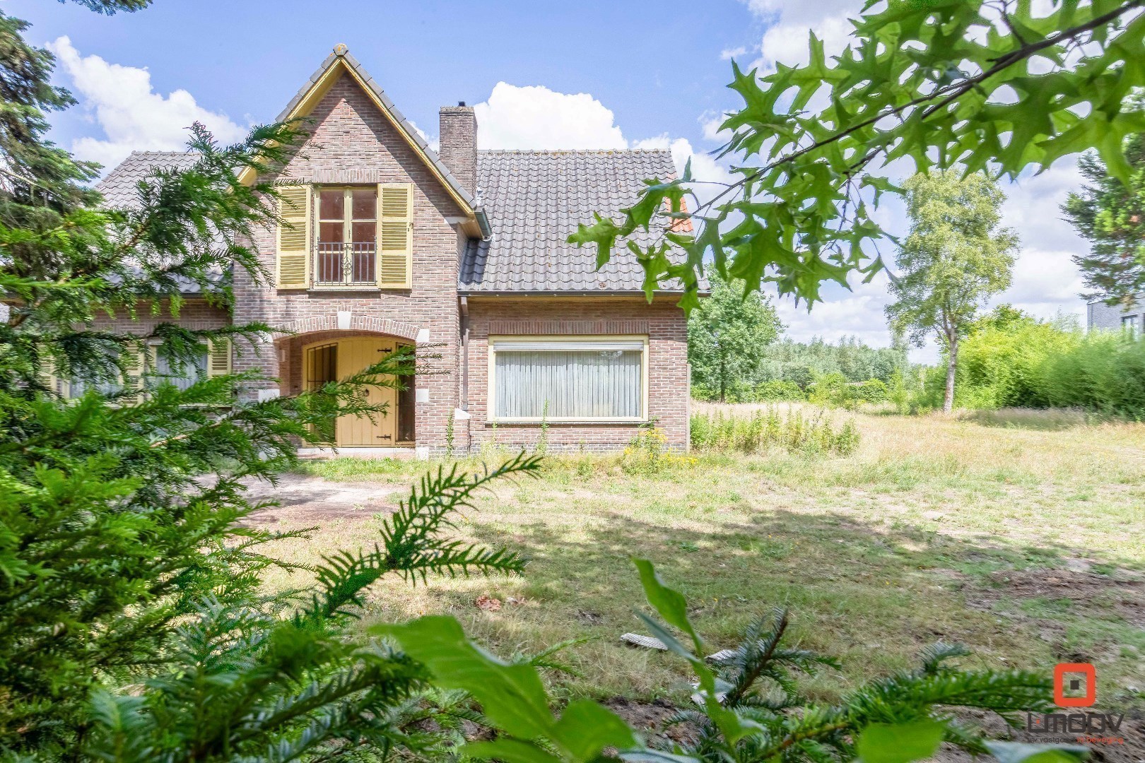 Totaal renovatie: villa op toplocatie in Laarne 
