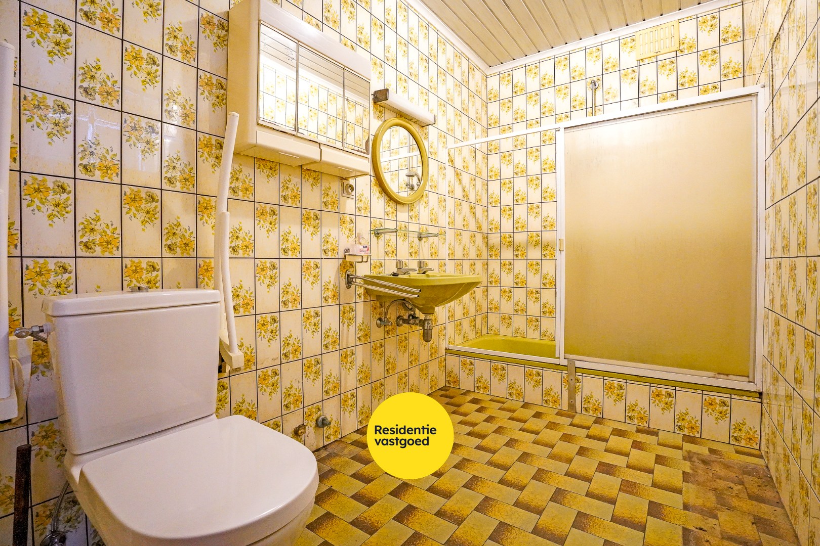 Te renoveren halfopen woning op een perceel van 1.809m² te Houthulst 